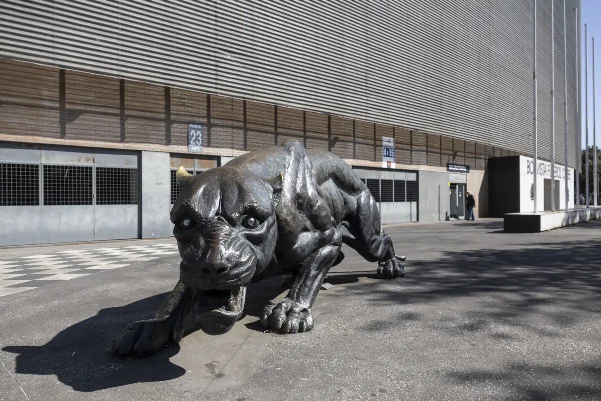 Exterior do Estádio do Bessa