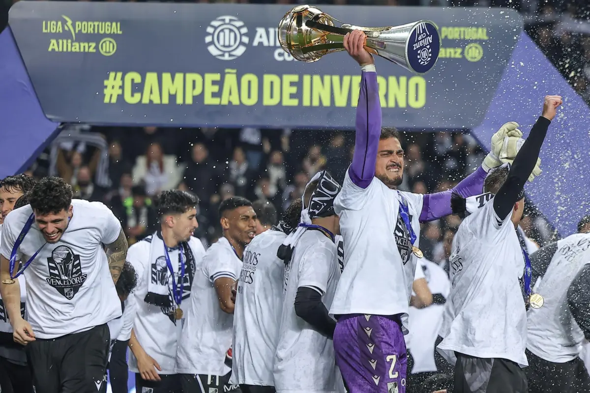 Imagem de contexto do artigo Vitória de Guimarães dá a volta ao dérbi minhoto e Charles agiganta-se para conquistar Taça da Liga