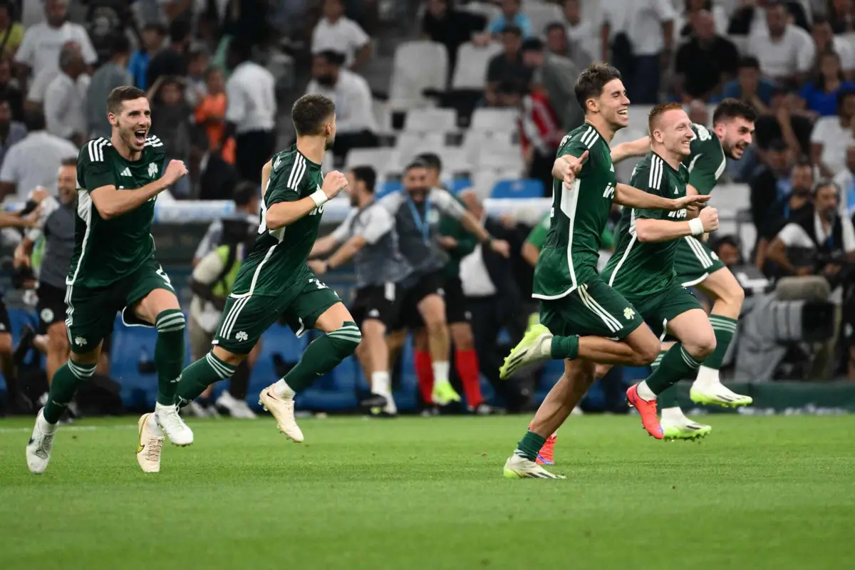 A festa do "Pana" após eliminar o Marselha