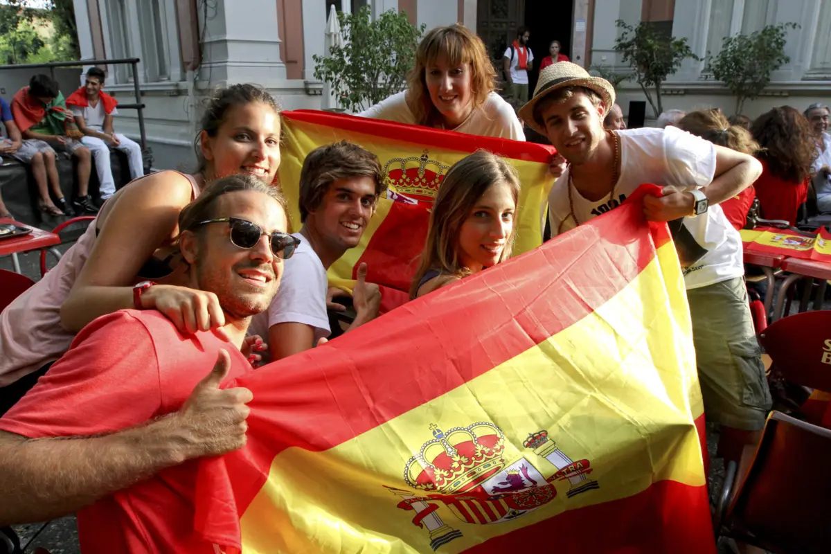 Portugueses ocuparam uma parcela maior no total de emigrantes que chegaram ao país vizinho desde 2020