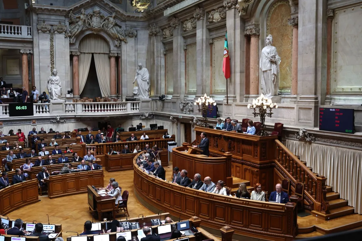 Imagem de contexto do artigo Governo antecipa para 2029 digitalização de 100% dos serviços do Estado