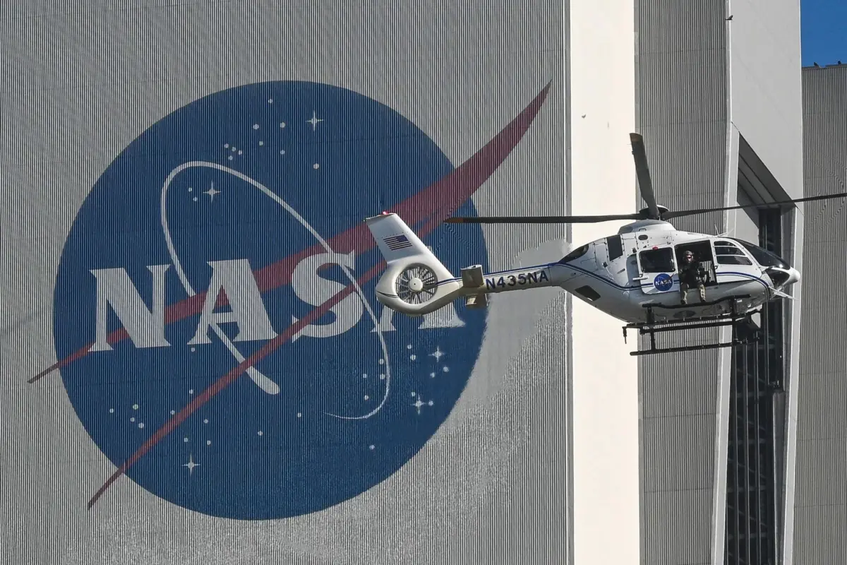 A NASA estuda há anos a possibilidade de instalar um pequeno reator nuclear na Lua - e, no futuro, em Marte - para produzir a energia necessária para presença humana