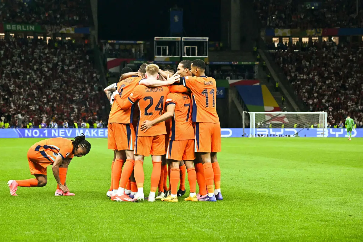 Os Países Baixos foram mais felizes em Berlim e vão disputar as meias-finais do Euro2024