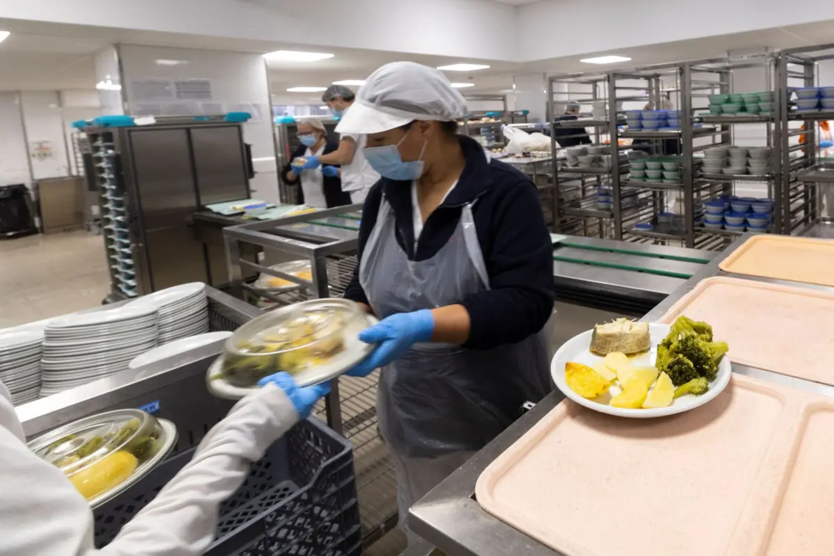 Cantina do Hospital de S. João tem agora melhores condições