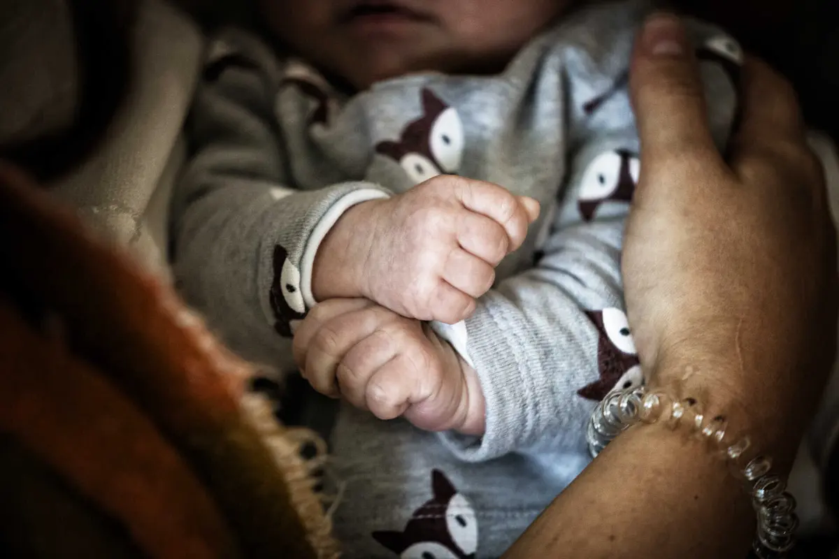 Pais adotivos ou de acolhimento também são elegíveis para o apoio