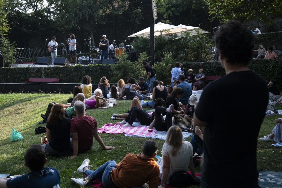 Último dia do evento arranca às 15 horas deste domingo