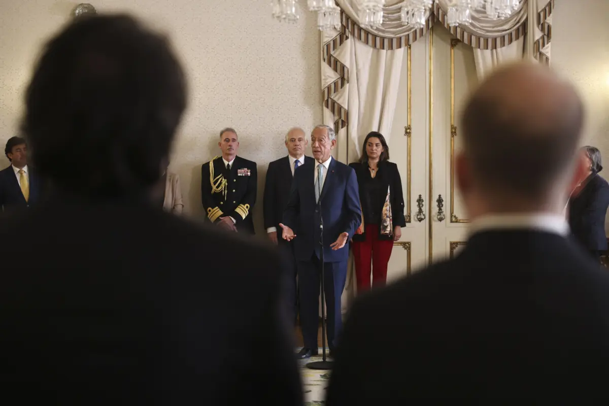 Marcelo Reblo de Sousa durante cumprimentos de boas festas dos deputados da Assembleia da República