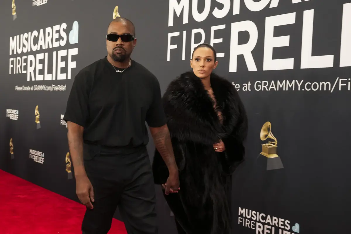Rapper fala de diagnóstico em podcast divulgado após polémica com nudez da mulher nos Grammys