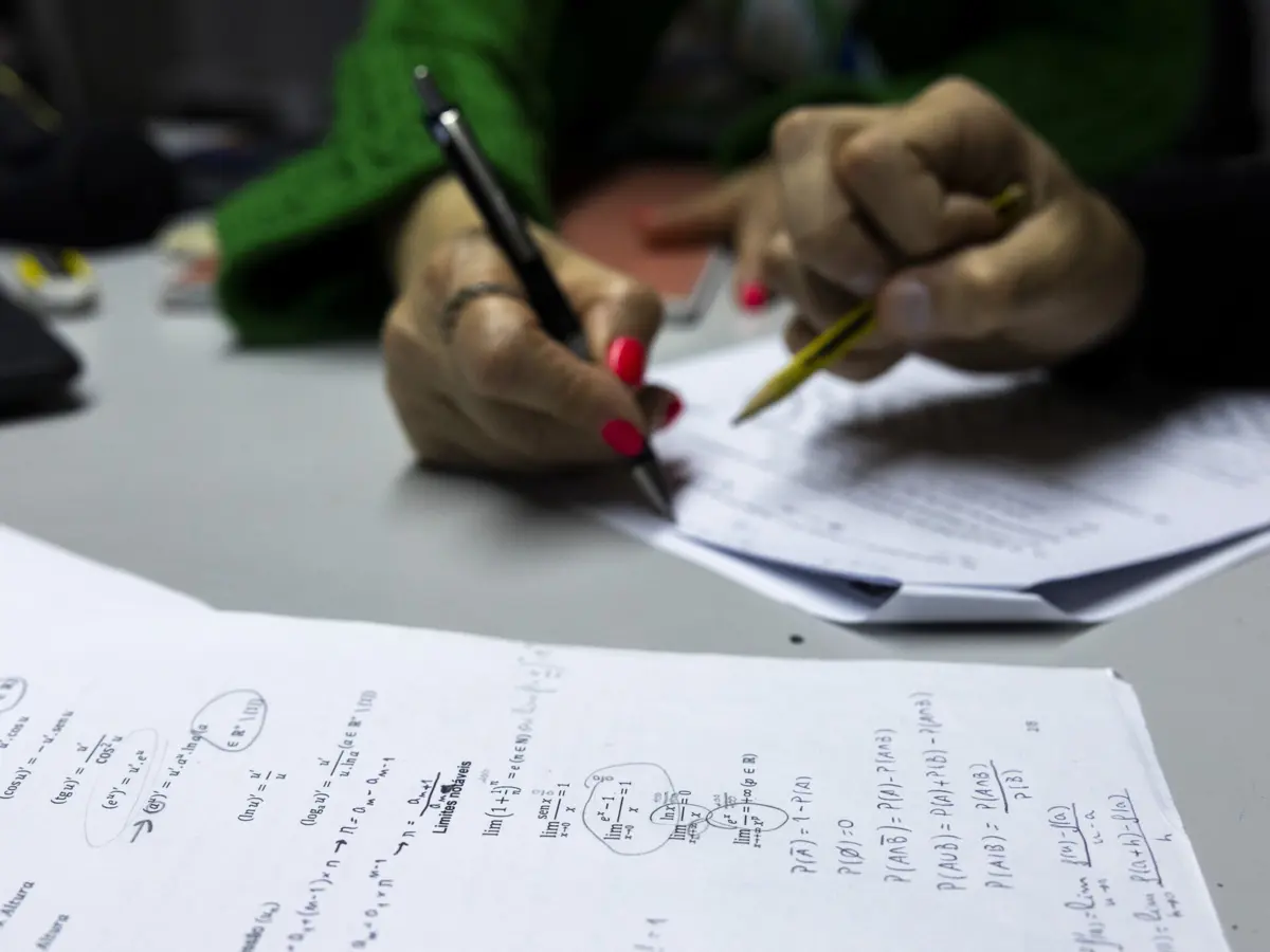 Imagem de contexto do artigo Adaptação e ansiedade com os exames são principais queixas dos estudantes aos psicólogos