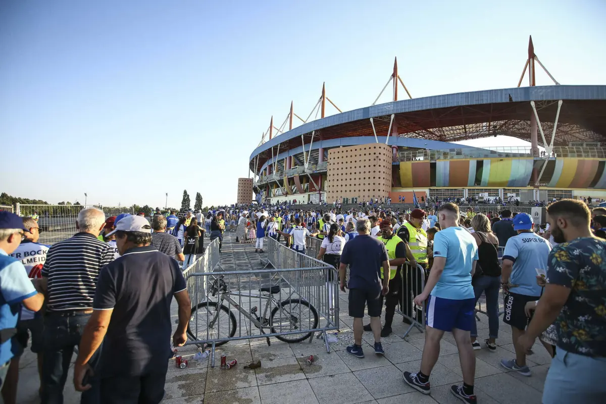 Imagem de contexto do artigo Barulho de motores e derrapagens junto ao Estádio de Aveiro incomoda moradores