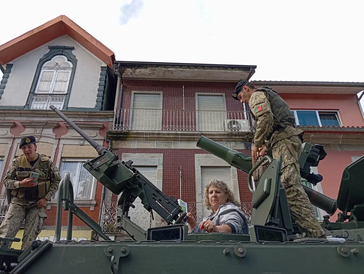 Imagem de contexto do artigo Militares do RC6 em périplo pelo Minho para celebrar aniversário