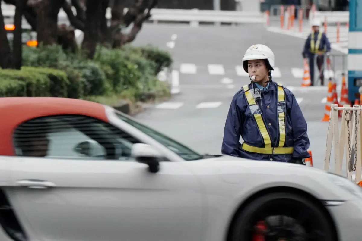 O suspeito foi detido de imediato na fábrica