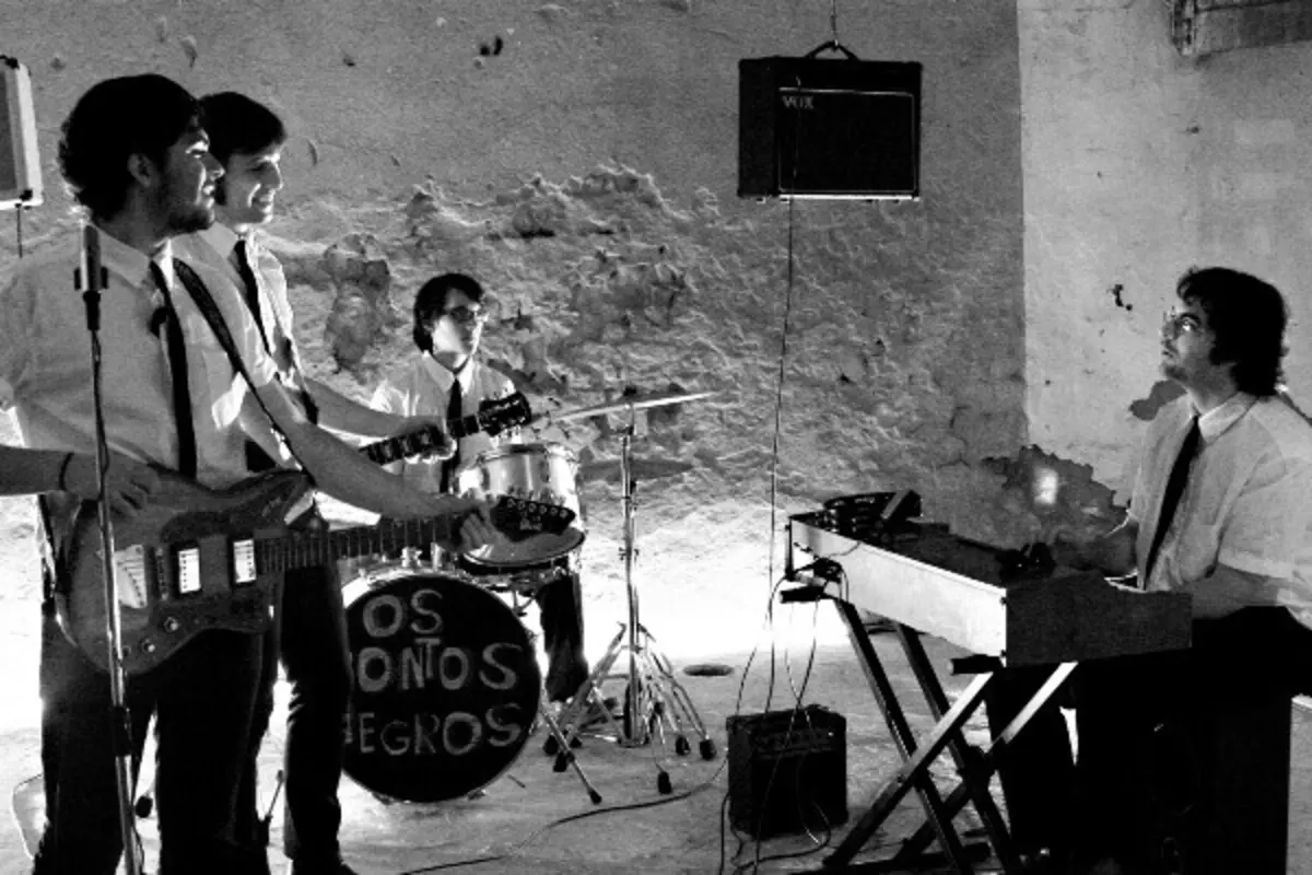 Imagem de contexto do artigo Os Pontos Negros festejam 20 anos no Indie Music Fest