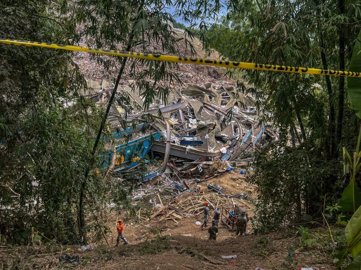 Desabamento causou, pelo menos, quatro mortes