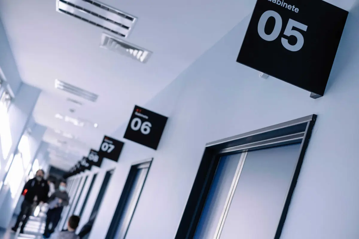 Tempo médio de espera por primeira consulta é de 62 dias