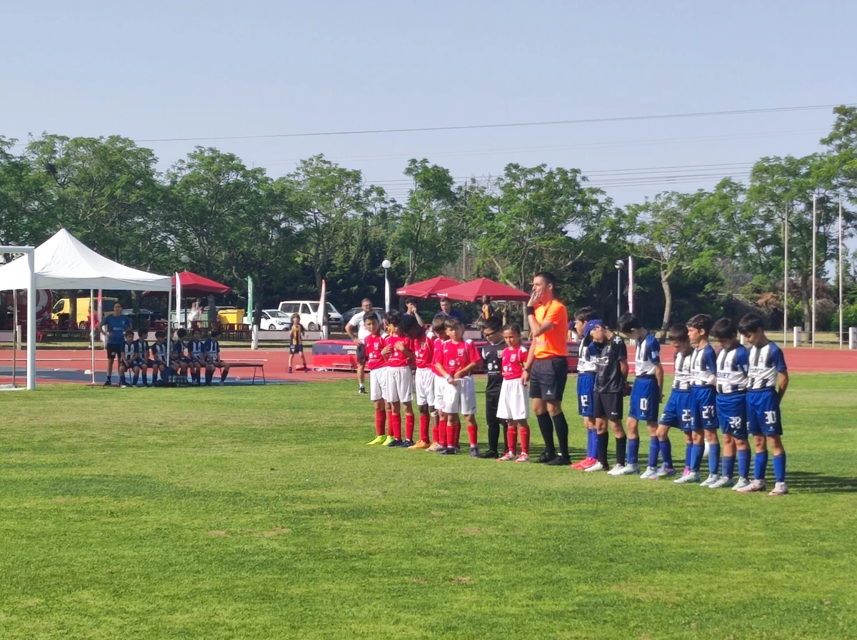 A equipa do Grupo Desportivo Samora Correia já se sagrou campeã nos Sub9