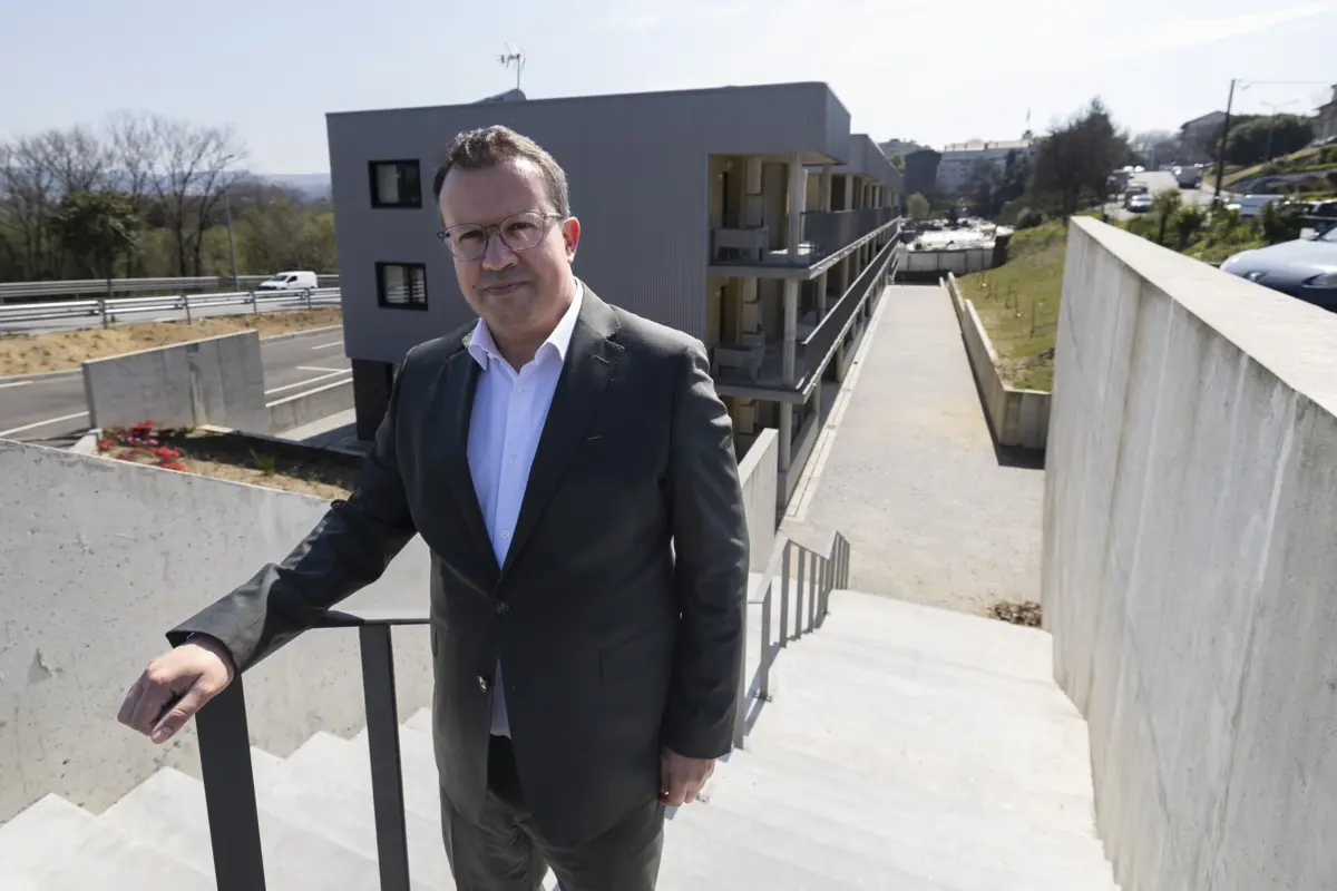 Alexandre Almeida é presidente de Câmara de Paredes