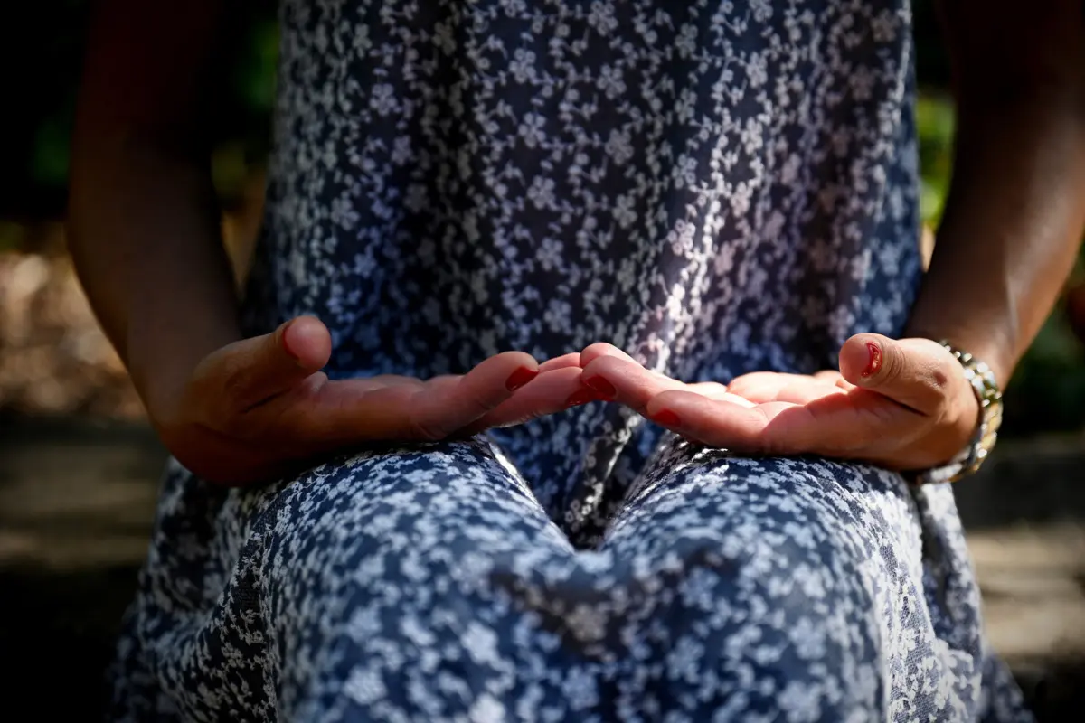 Os investigadores organizaram um grande ensaio para estudar o plasma sanguíneo de sobreviventes de cancro, comparando os que tinham uma prática regular de meditação com os que não a tinham