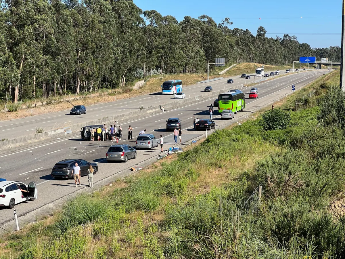 Acidente na A1 na zona de Estarreja