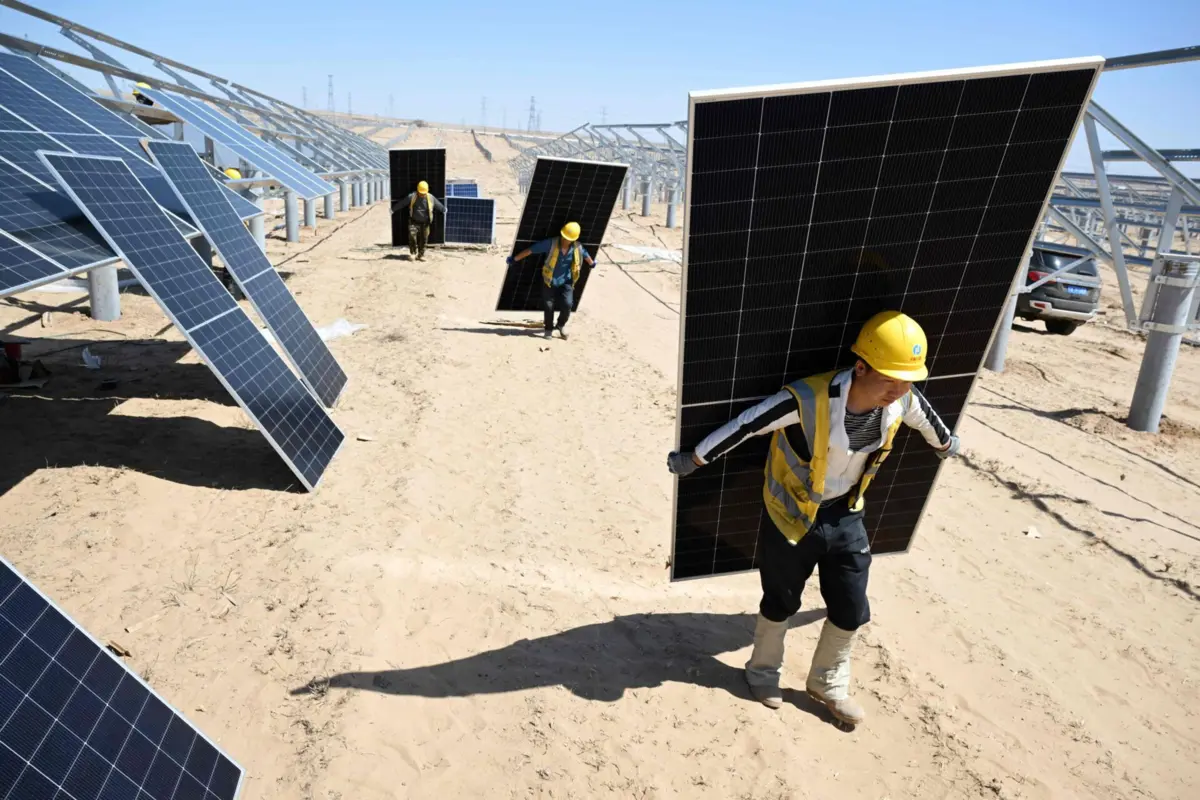 China aumentou a capacidade de produção de energia solar em 240 gigawatts neste ano