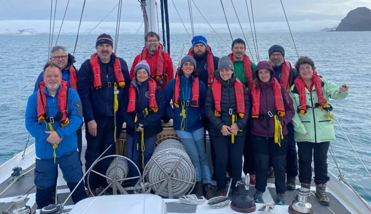 Imagem de contexto do artigo Investigadores portugueses vão analisar amostras recolhidas na Antártida