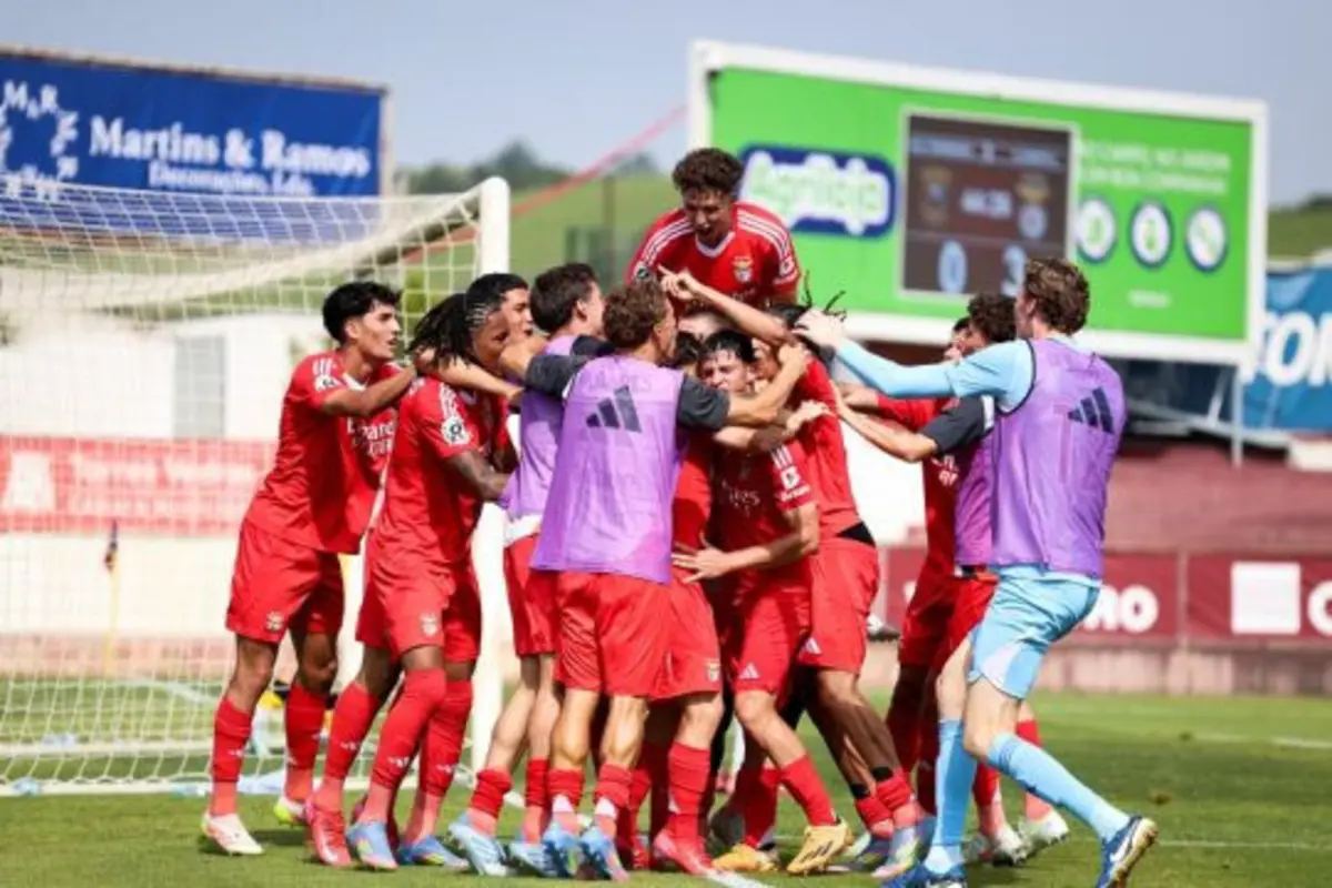 Águias celebram o triunfo