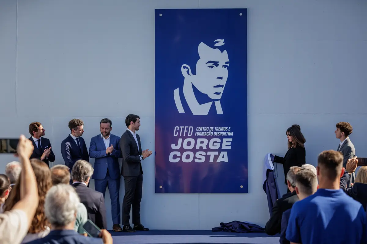 Formalização da mudança de nome para "Centro de Treinos e Formação Desportiva Jorge Costa"