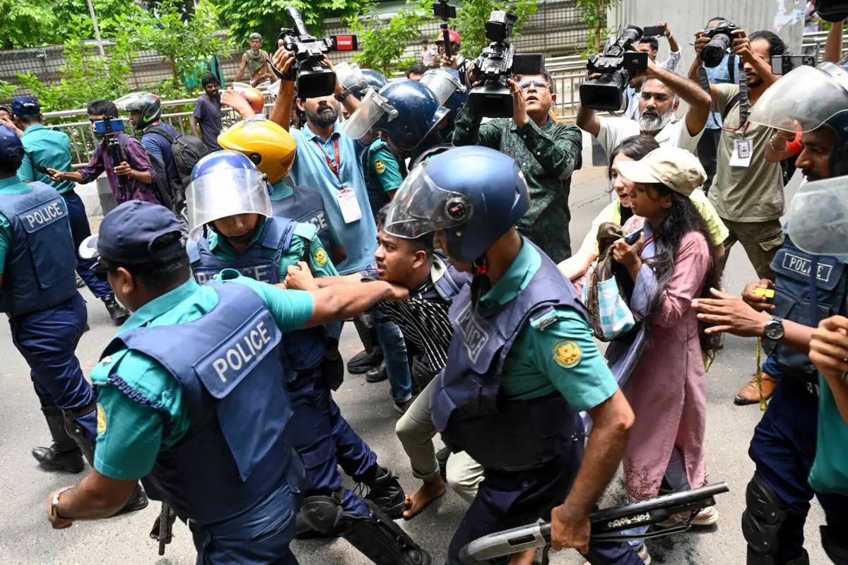 Pelo menos 11 mil pessoas foram detidas nas últimas semanas