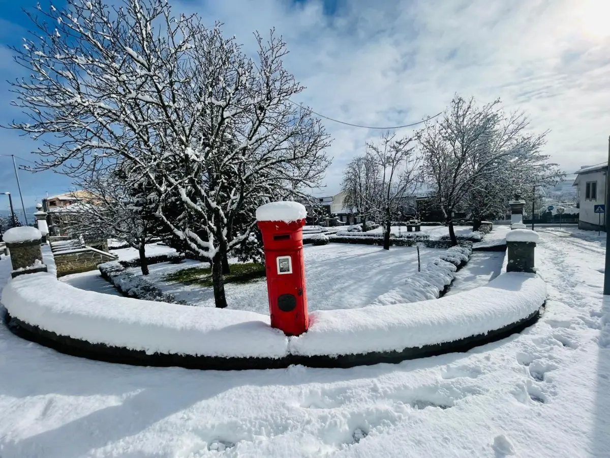 Imagem de contexto do artigo Norte e Centro acordam cobertos de neve: veja as imagens
