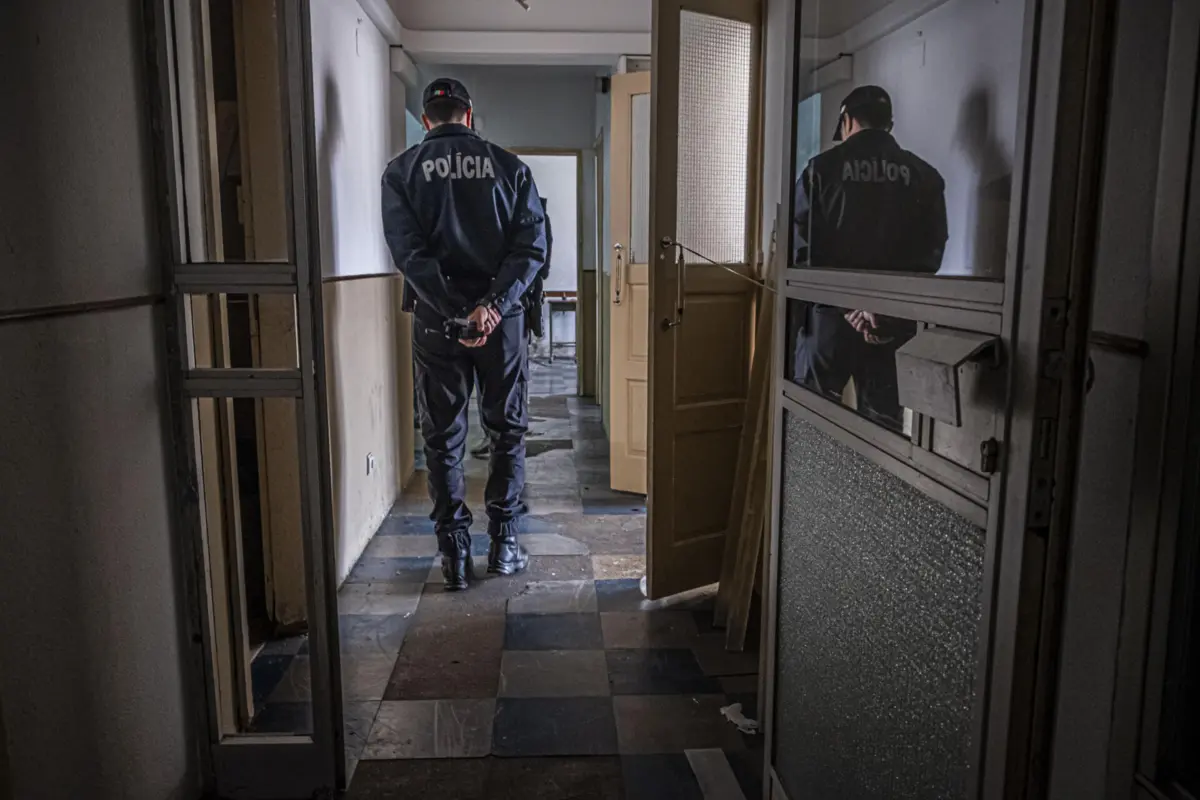 Suspeito é toxicodependente e tem já um histórico de violência para com os pais, de 88 e 91 anos