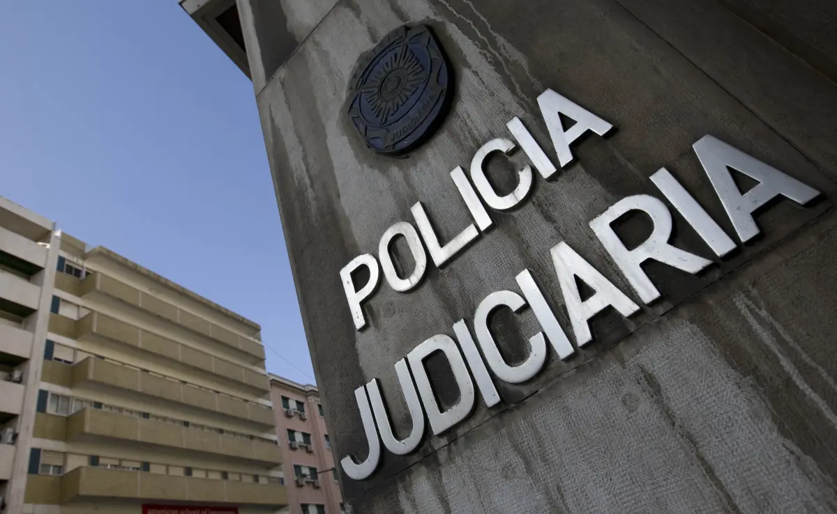 Judiciaria deteve quatro pessoas que escravizaram um homem durante 17 anos