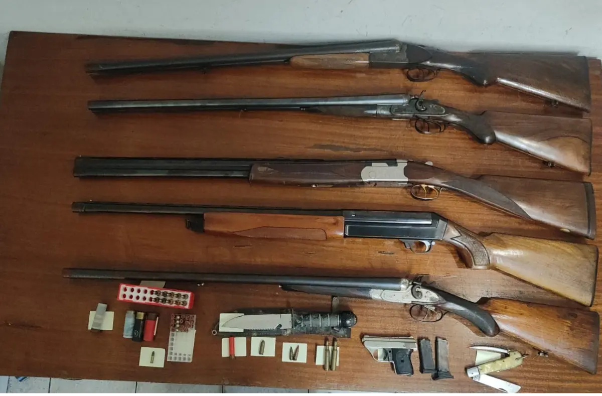 Imagem de contexto do artigo Fazia ameaças com armas de fogo