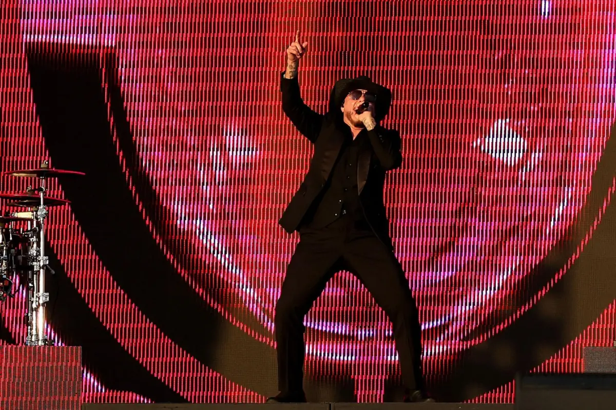 Pitbull vai atuar em Portugal em novembro