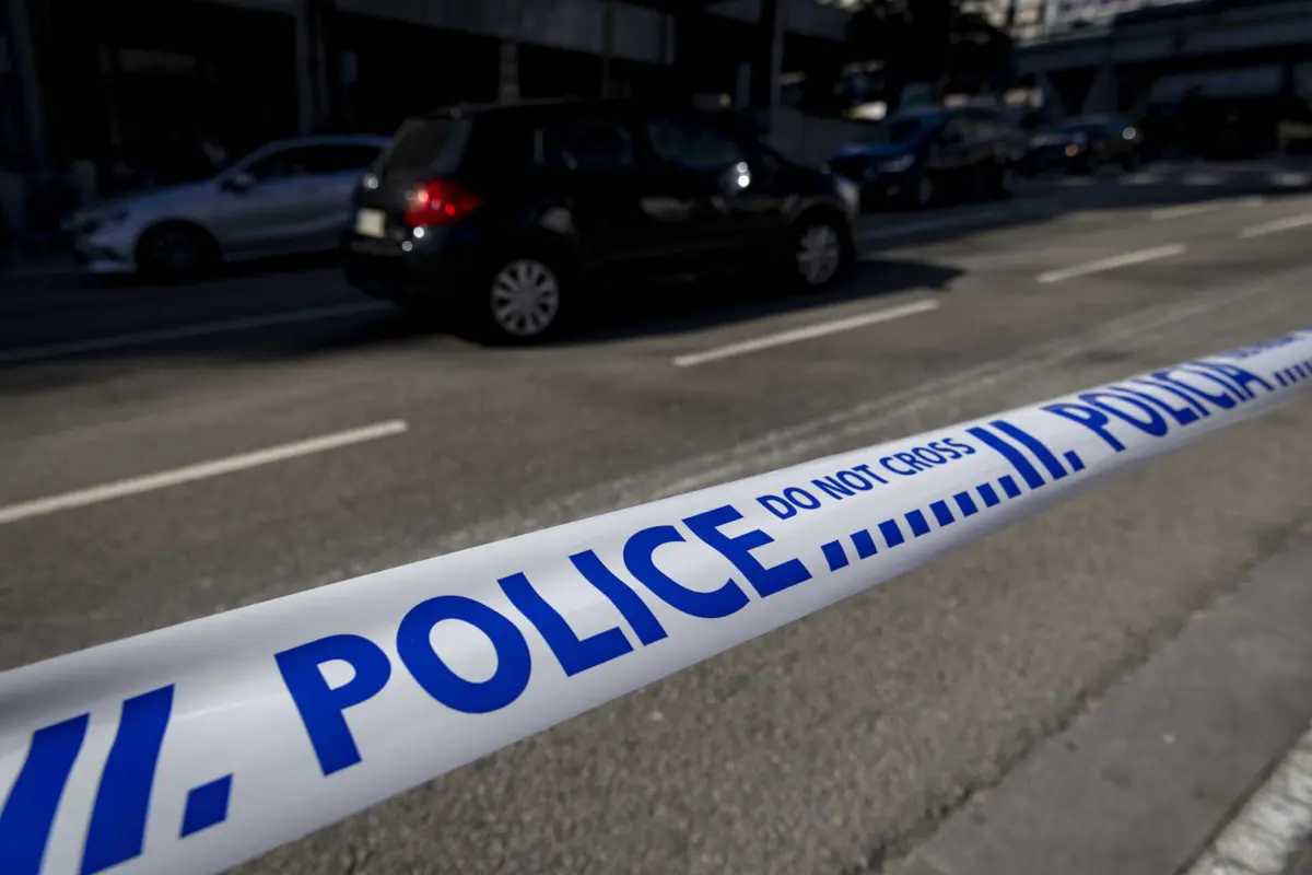 PSP de Lisboa adiantou que o homem foi baleado na zona da Buraca