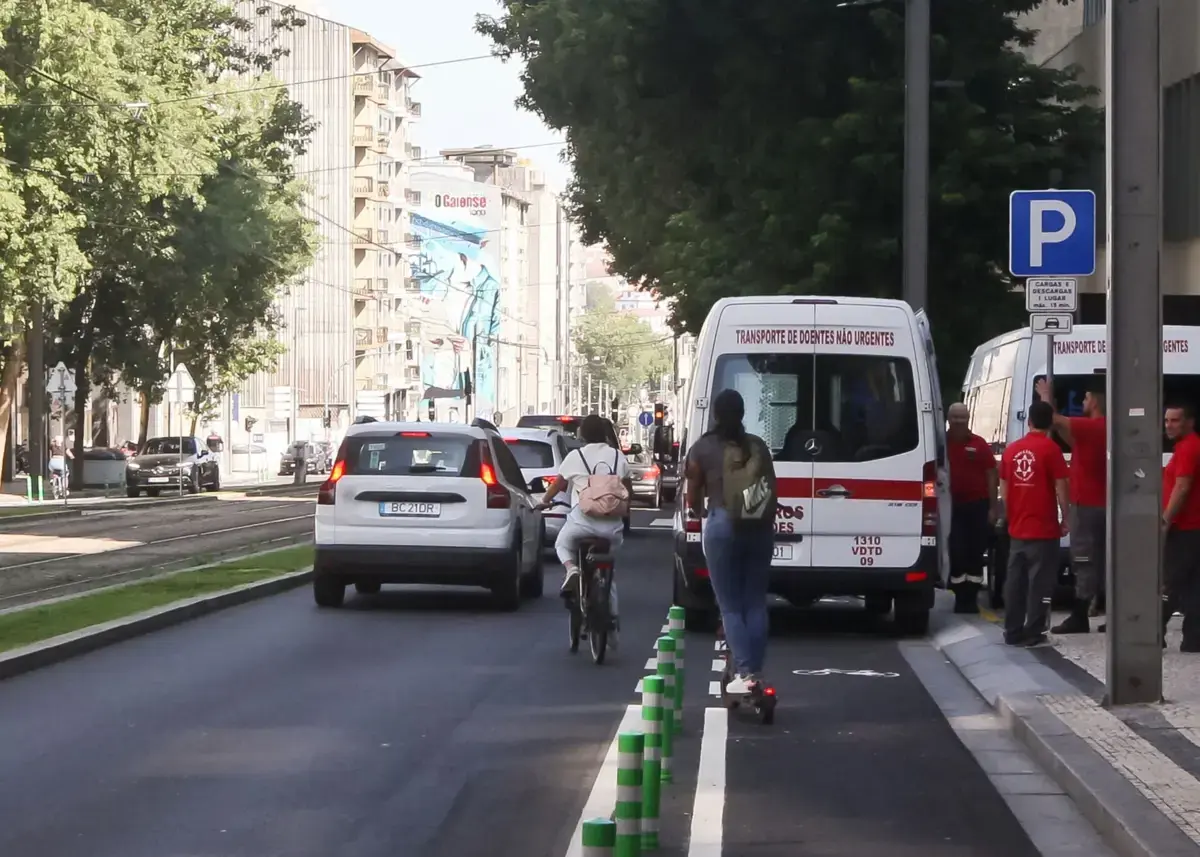 MUBi pede a "suspensão imediata da remoção da ciclovia da Avenida da República em Vila Nova de Gaia"