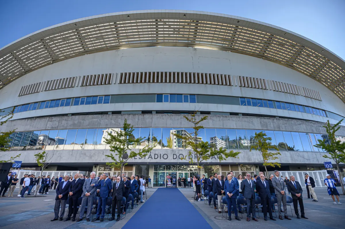 O CD da FPF tinha punido o FC Porto com um duelo à porta fechada, acrescido de uma coima de 5.610 euros, por "inobservância qualificada de outros deveres"