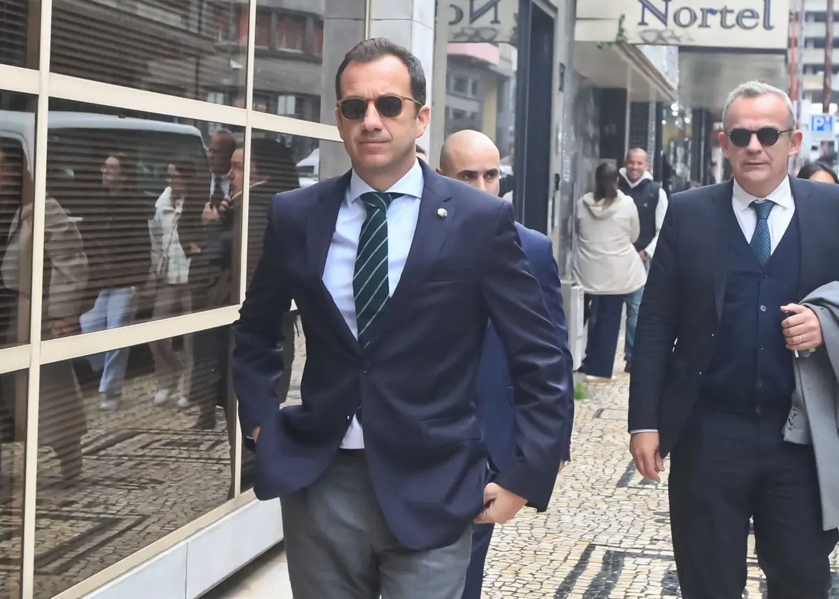 Frederico Varandas, de 45 anos, à chegada ao Tribunal do Bolhão, na terça-feira, onde começou a ser julgado por difamação