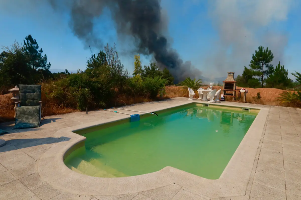 Imagem de contexto do artigo Incêndio de Penamacor em rescaldo e vigilância na maioria da área