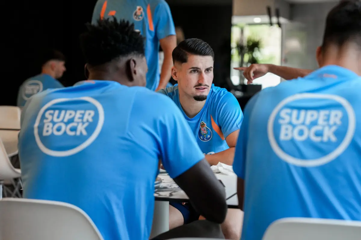 Borja Sainz diz que se está a integrar bem no F. C. Porto