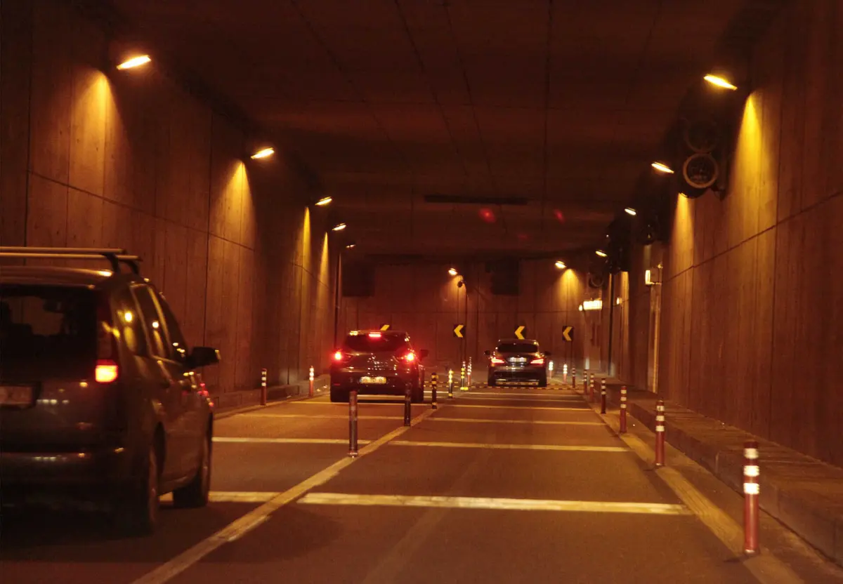 Imagem de contexto do artigo Quatro túneis do Porto fecham à noite até quinta-feira para trabalhos de manutenção