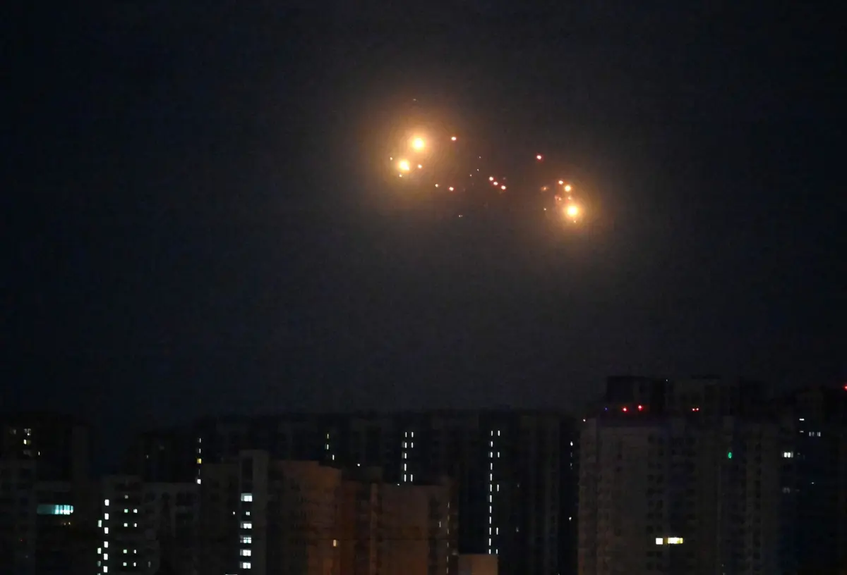 Kiev anuncia que país está a ser atacado com "muitos mísseis"