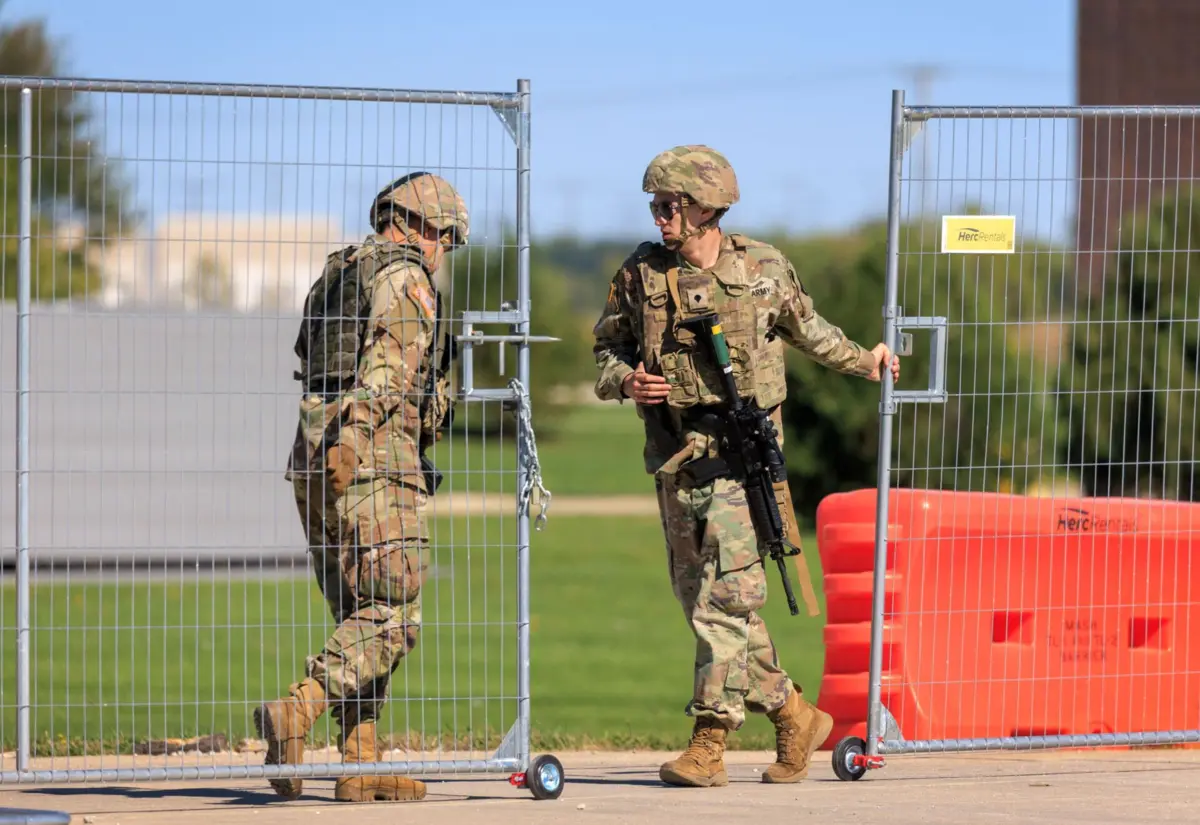 Trump ordena pagamento dos salários aos militares apesar da paralisação governamental