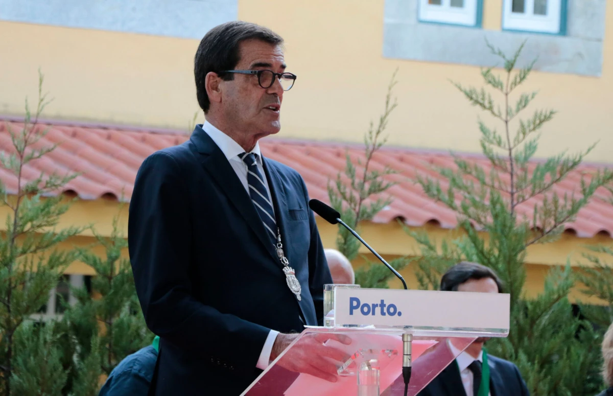 Rui Moreira pondera avançar na corrida presidencial