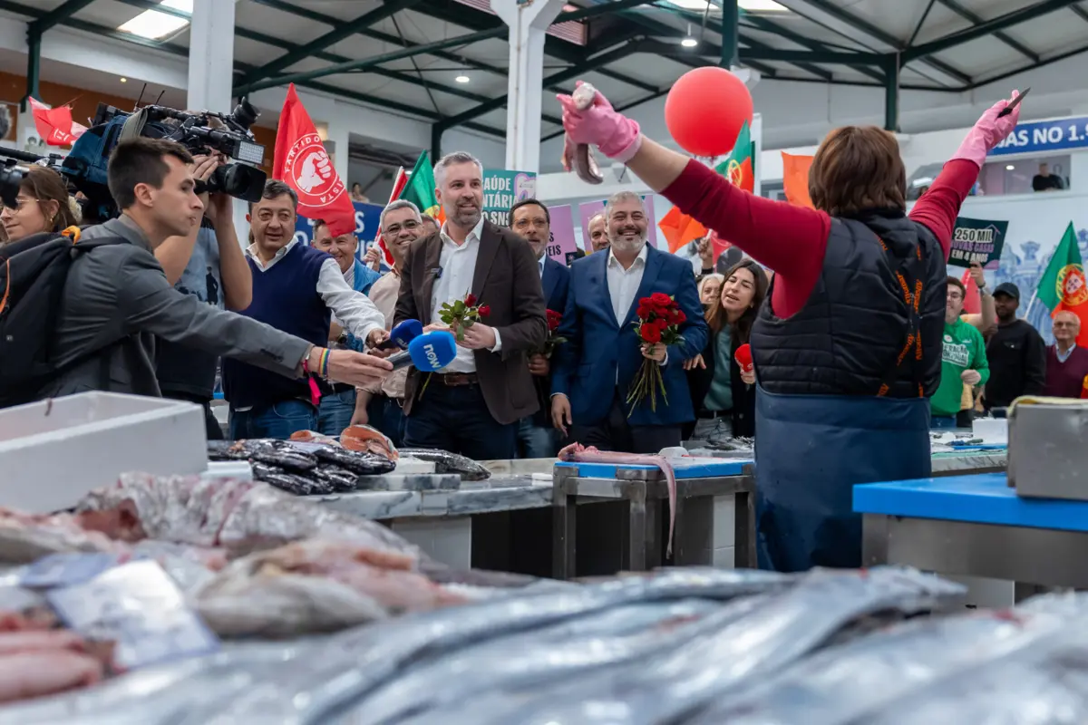 Pedro Nuno Santos no Mercado do Livramento, em Setúbal