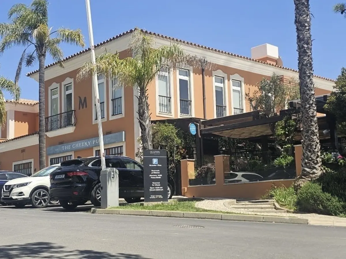 Local onde o britânico foi atingido a tiro numa perna