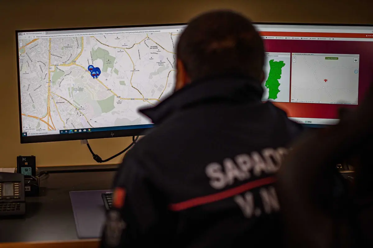 O alerta para o acidente foi dado pelas 15.20 horas