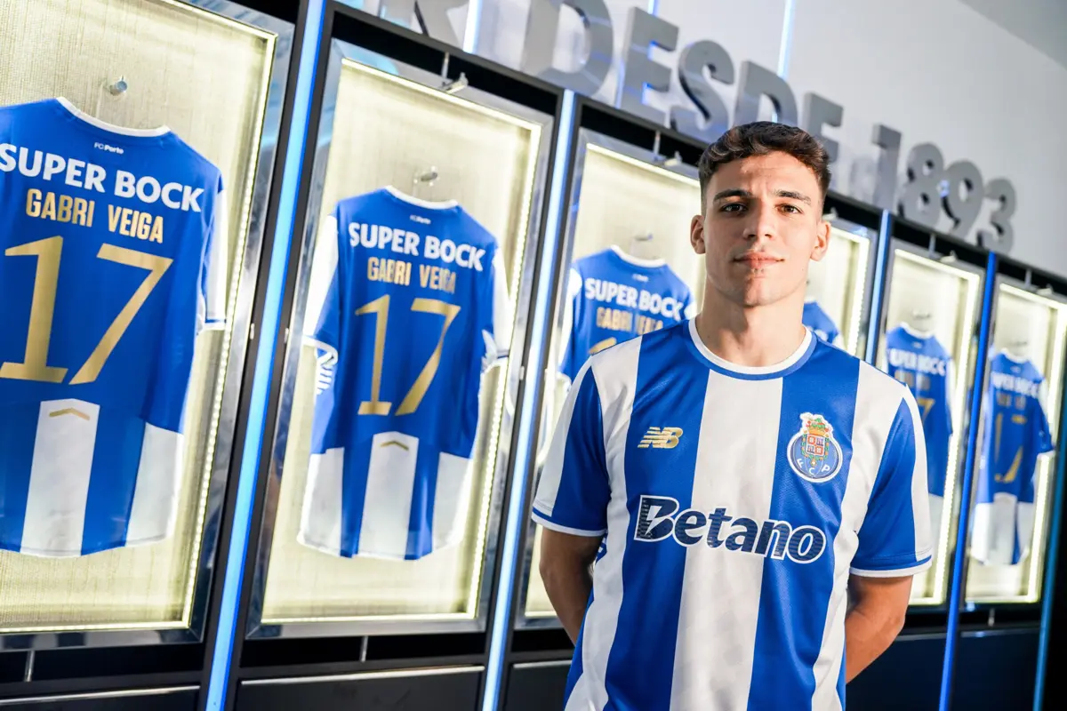 Gabri Veiga vai vestir a camisola 17 do F. C. Porto