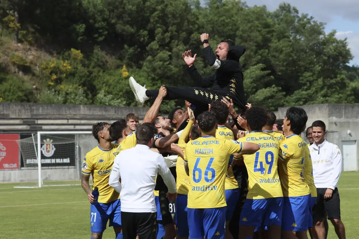 Estoril fez a festa pela conquista da Liga Revelação