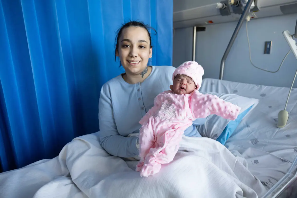 Sara Oliveira com a filha Jesara