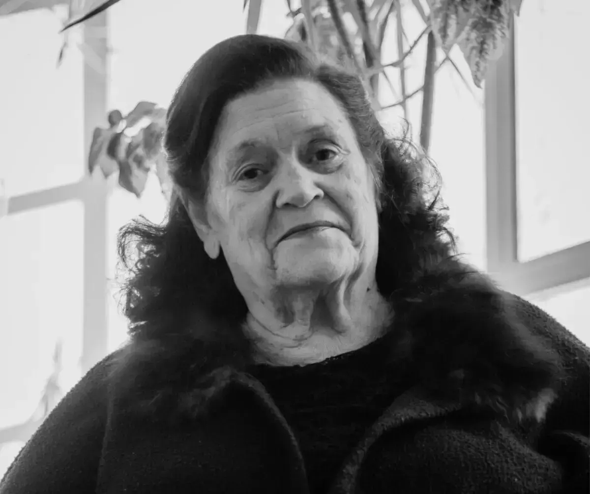 Anita Guerreiro, referência do teatro de revista e da canção lisboeta, morreu aos 89 anos na Casa do Artista, em Lisboa